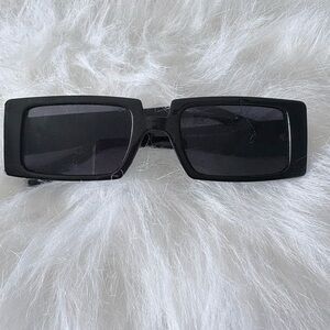 Stylish Black Rectangular Sunglasses